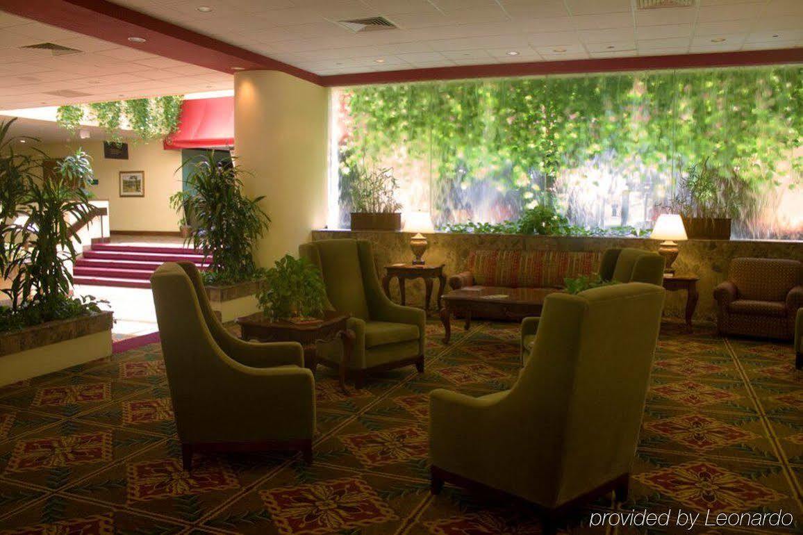 Capital Plaza Hotel Frankfort Exterior photo